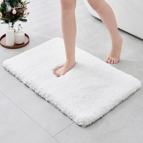ILANGO Bathroom Rugs 36" × 24", Extra Soft Absorbent Microfiber Bath Rugs by ILANGO