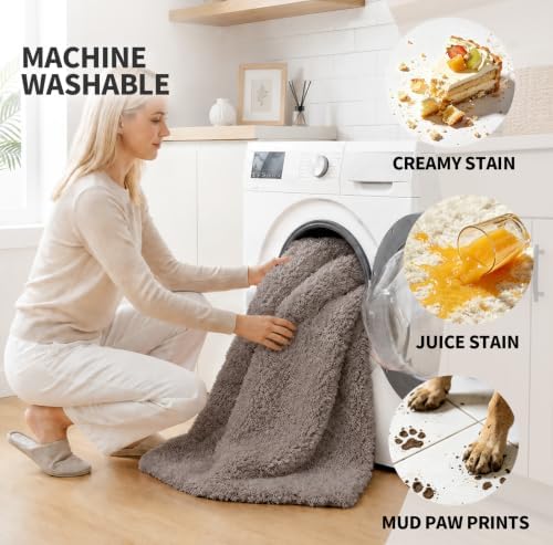 ILANGO Bathroom Rugs 48" × 24", Extra Soft Absorbent Microfiber Bath Rugs - Image 3