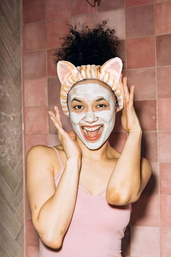 TEBIEKOY Plush Cat Ears Spa Headband For Washing Face Skincare Makeup, Elastic Animal Headbands for Women Girls Soft Coral Fleece Facial Wash Hair Accessories Trendy Stuff Gifts, 2PCS