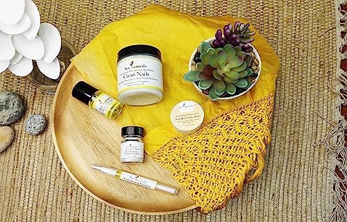 Bee Naturals Natural Nail Care Kit - Natural & Non-Toxic Nail and Cuticle Care Set with Vitamin E - Softens & Protects - Ideal Gift for Repairing Cuticles and Nails - Image 3