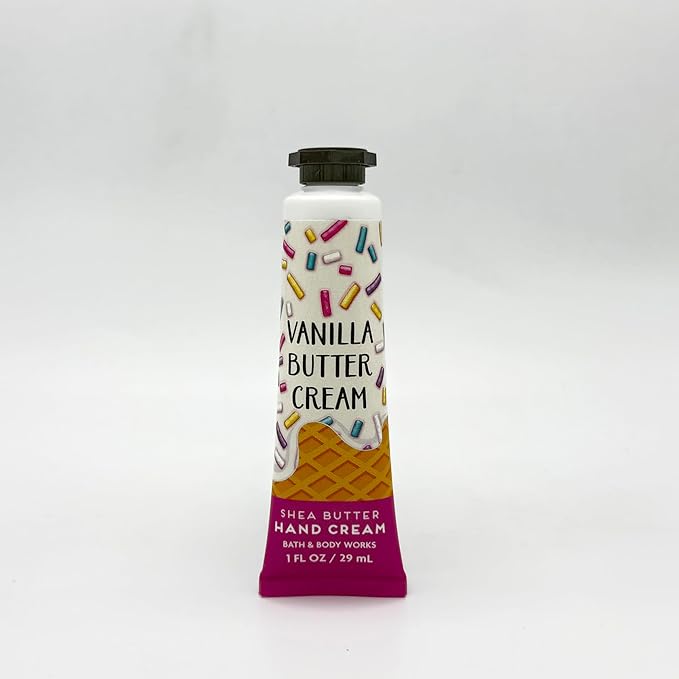 Bath & Body Works Milk Raspberry Holiday Pie Bar 4-Piece Gift Set | Includes: Body Wash, Fine Fragrance Mist, Ultimate Hydration Body Cream and Vanilla Butter Cream Hand Cream