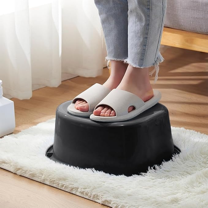 Foot Soaking Tub Sturdy Soaking Feet Bucket Large Size Foot Basin Thickened Massager Tub with Raised Massage Nodes Exfoliation Callus Pedicure Foots Spa Bath Bucket (Black)