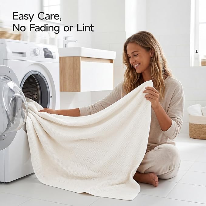 ecolook 4 Pack Microfiber Bath Towels, 31 x 63 inches Extra Large Bath Towel Set, Super Soft Highly Absorbent Bath Towels Set of 4, Quick Dry Lightweight Bathroom Towels for Spa, Pool, Gym, Beige