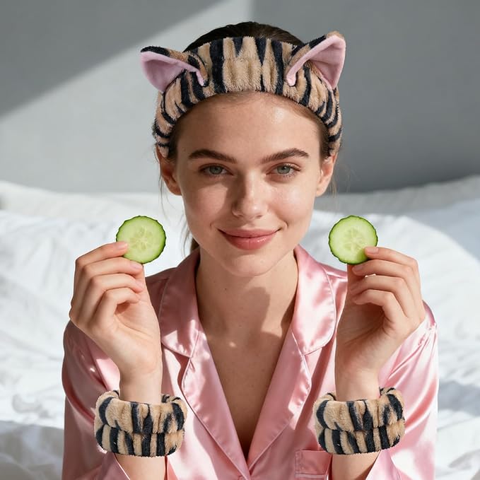 PERFECTSIGHT 2 Pack Cute Animal Headbands for Makeup Wash Shower Adjustable Elastic Hair Band for Girls and Women (Black Cat Ear)