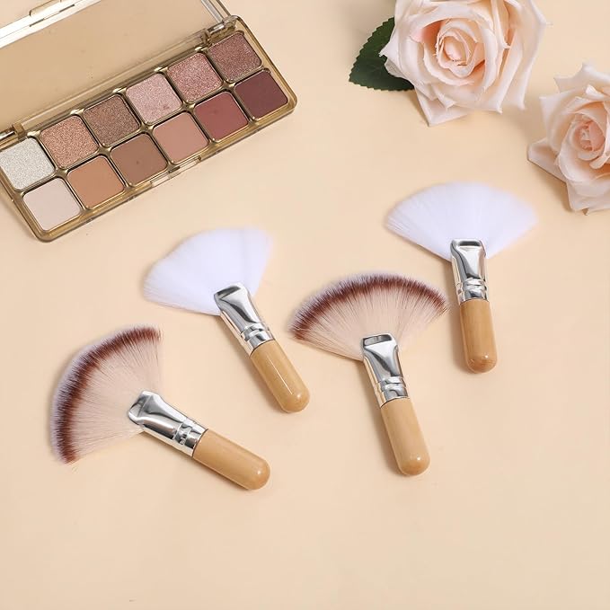 Thinp 4 Pcs Facial Brushes Esthetician Facial Brush Fluffy Fan Brushes Face Soft Bristle Highlighting Blush with Short Handle for Women Girls Loose Powder Blush