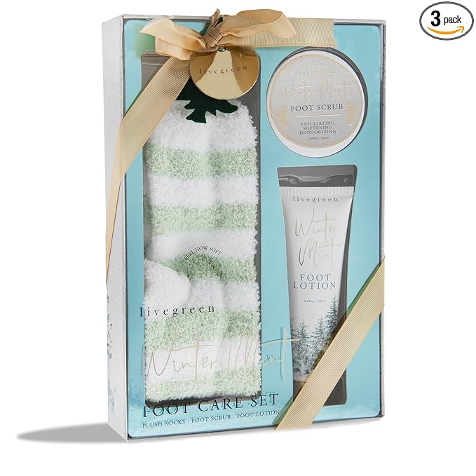 Live Green Bath and Body Present Set- Foot Spa Set with Fuzzy Socks, Lotion, and Scrub, Winter Mint