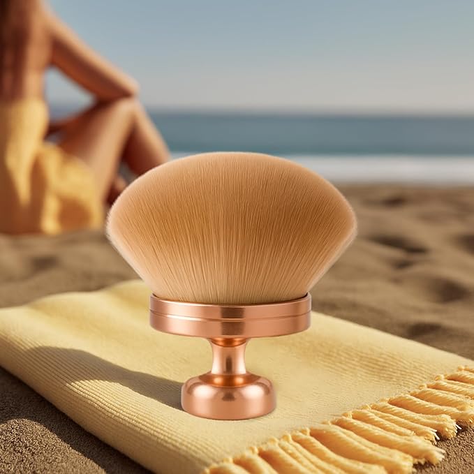 Kabuki Self Tanner Brush – Round Dome Blending Brush for Face & Body, Palm-Grip Applicator for Smooth, Streak-Free Tan | Soft Synthetic Bristles, Washable & Reusable (Gold)