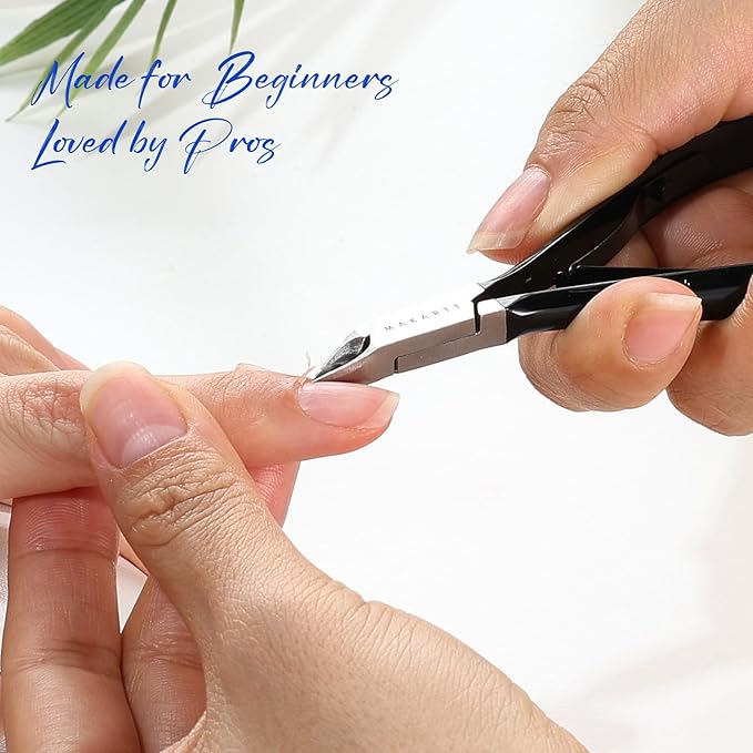 Makartt Cuticle Nipper - 7mm Full Jaw Stainless Steel Professional Cuticle Trimmer, Double Spring, Ergonomic & Portable Manicure Tool for Nail Care, Home DIY& Salon Use (Black, 2Pcs)