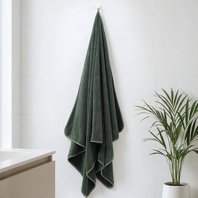 REDKISS Pack of 1 Jumbo Bath Sheet, 40 x 80 Inches Microfiber Oversized Bath Towel for Bathroom, Extra Large & Lightweight, Quick-Dry, Super Soft & Highly Absorbent, Perfect to Wrap Yourself In, Olive