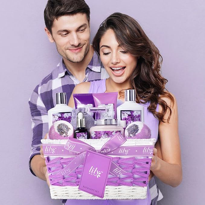 Mothers Day Gifts for Mom, Gifts for Women, Spa Gift Basket for Women, 17-Piece Lavender Lilac Bath and Body Gift Set, Pampering Bath Set | Spa Kit, Gift for Valentines Day, Birthday, Christmas