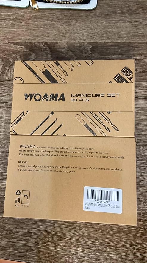 WOAMA Manicure Set Nail Clippers 30-piece Pedicure Kit Manicure Tools Nail Manicure Kit with Green Travel Case for Home, Workplace, Gift, Beauty Salon