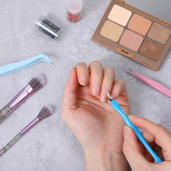 14 Pcs Cuticle Fork, Multicolor Plastic Double Sided Cuticle Trimmer with 7 Colors, Versatile Cuticle Cutter and Trimmer for Nail Care and Craft Projects