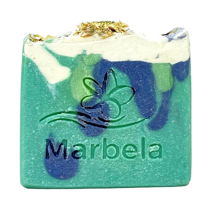 Bath & Body Works Cereal Milk Soft Serve 3-Wick Candle with a Aloe Vera Bar Soap