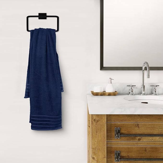 Avalon Towels Bath Towels Set of 4, Size 30 x 60 Inches, Highly Soft and Absorbent, Quick Drying, Lightweight, Perfect for Daily Use