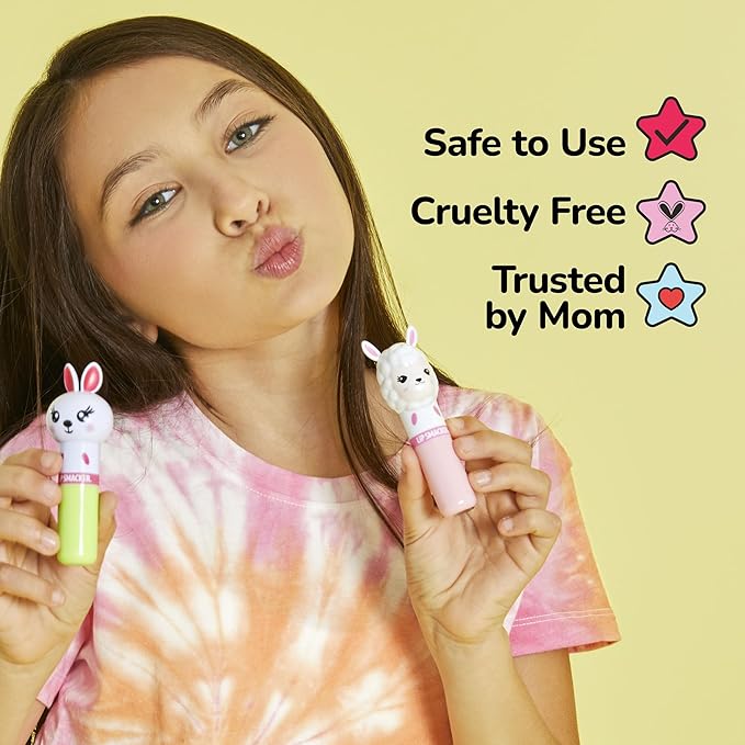 Lip Smacker Lippy Pals Llama, Flavored Moisturizing & Smoothing Soft Shine Lip Balm, Hydrating & Protecting Fun Tasty Flavors, Cruelty-Free & Vegan - Straw-ma-Llama berry