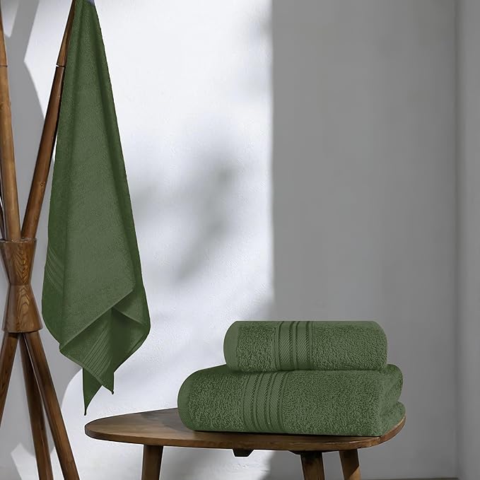 BOUTIQUO Ultra Soft 3 Pack Cotton Towel Set, Contains a Bath Towels 28x55 inch, a Hand Towels 16x24 inch & a Wash Coths 12x12 inch, Ideal Everyday use, Compact & Lightweight - Olive Green