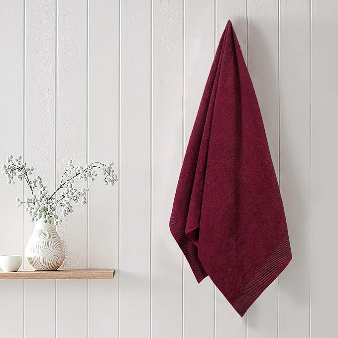 BELIZZI HOME Ultra Soft 2 Pack Oversized Bath Towel Set 28x55 inches, 100% Cotton Large Bath Towels, Ultra Absorbant Compact Quickdry & Lightweight Towel, Ideal for Gym Travel Camp Pool - Burgundy red