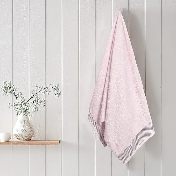 Belizzi Home Ultra Soft 2 Pack Oversized Bath Towel Set 28x55 inches, 100% Cotton Large Bath Towels, Ultra Absorbant Compact Quickdry & Lightweight Towel, Ideal for Gym Travel Camp Pool - Pink