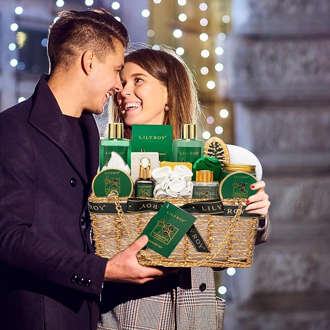18-Piece Mother's Day Gift Basket for Mom, Gifts for Women - Spa Gift Basket for Women, Bath and Body Spa Kit for Men | Gift for Valentines Day Fathers Day Birthday Christmas Gifts Great for Holidays