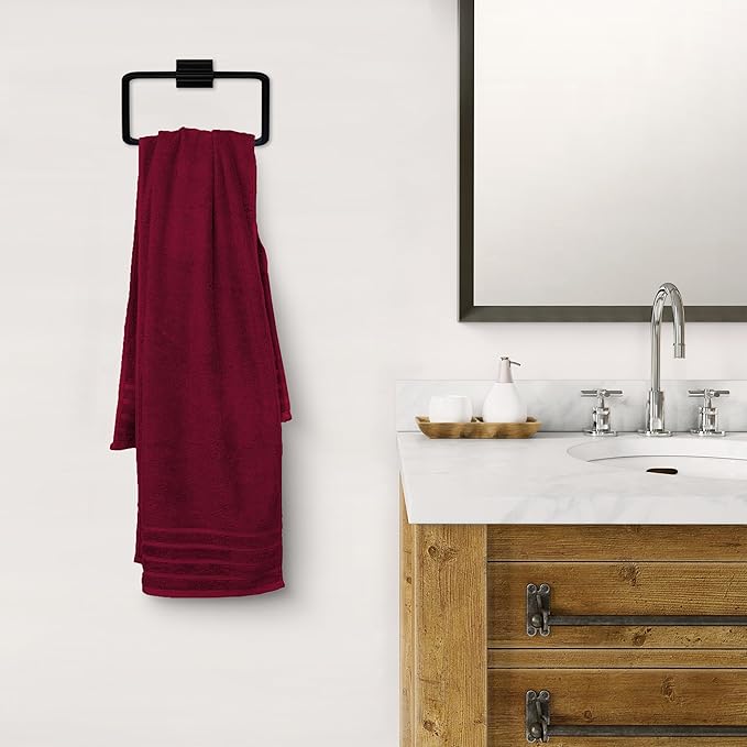Avalon Towels Bath Towels Set of 4, Size 30 x 60 Inches, Highly Soft and Absorbent, Quick Drying, Lightweight, Perfect for Daily Use