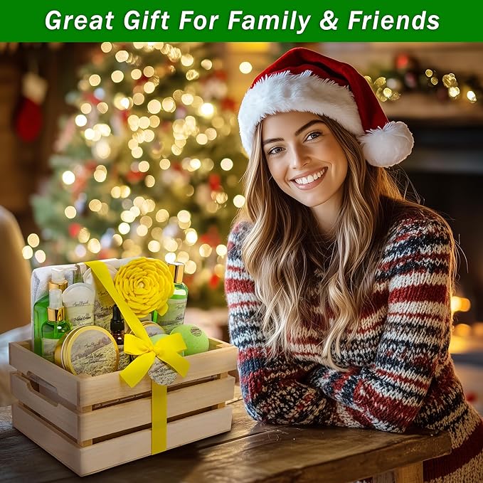 Aqua Elegante Full Spa Gift Set - 15 Piece Premium Bath Basket with Wash, Bubbles, Lotion, Salts, Body Scrub, Towel, Shower Puff, Bathbombs, Reusable Basket, Gifts for Women - Green Tea & Lemongrass