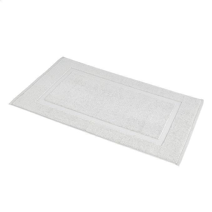 Amazon Basics Banded Bathroom Bath Rug Mat, 100% Cotton, 31 x 20 inches, Soft Silver