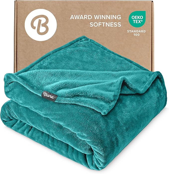 Bare Home Fleece Blanket - Twin/Twin Extra Long - Ultra-Soft Lightweight for Bed, Sofa, and Couch - Luxury Microplush - Cozy Warm Blanket (Twin/Twin XL, Emerald)