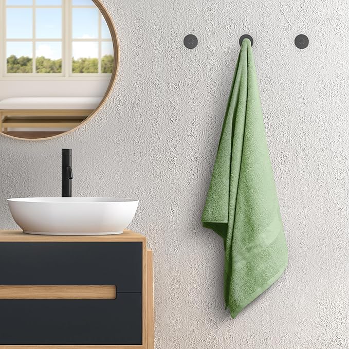 Avalon Towels Luxury 8 Piece Sage Green Towels Set, 2 Bath Towels, 2 Hand Towels and 4 Washcloths, 600 GSM 100% Ring Spun Cotton Highly Absorbent Green Bathroom Towels, Ideal for Hotel, Spa and Gym
