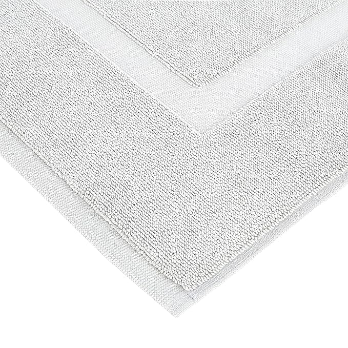 Amazon Basics Banded Bathroom Bath Rug Mat, 100% Cotton, 31 x 20 inches, Soft Silver
