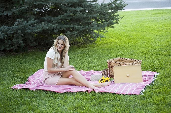 Bersuse Towels Anatolia XL Beach Blanket Throw Blanket Turkish Towel 100% Cotton Extra-Large Quick-Dry Lightweight Premium Peshtemal Towel - 61x82 Inches, Pink