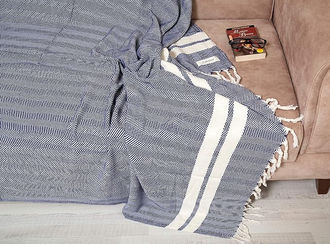 Bersuse 100% Cotton Herringbone XL Throw Blanket for Couch - 100% Cotton Lightweight Durable Throw Blanket, Big Blanket for Sensitive Skin, Decorative and Versatile - 63x94 Inches, Dark Blue