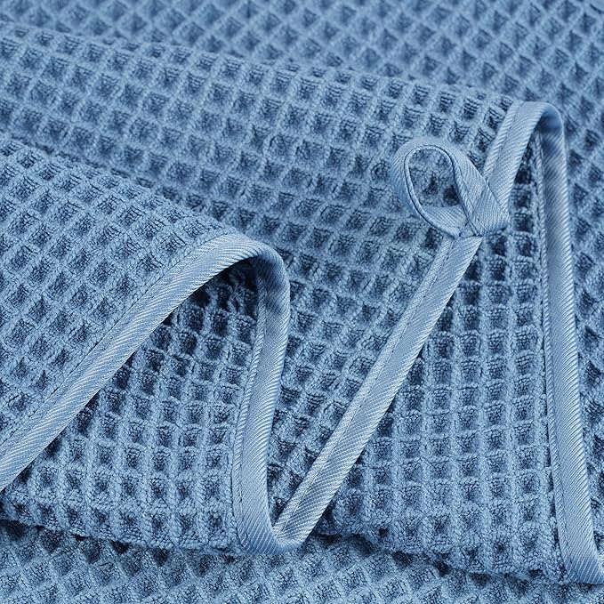 POLYTE 430 GSM Microfiber Oversize Quick Dry Lint Free Bath Towel, 60 x 30 in, 4 Pack (Waffle Weave)